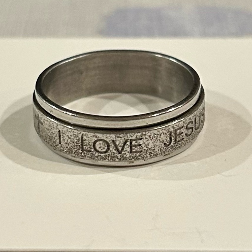 Silver 'I Love Jesus' Ring